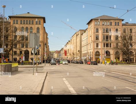 maximilian straße.